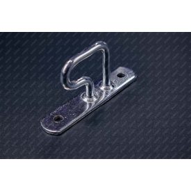 Ponyvarögzítő fül orr alakú